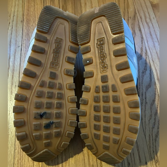 Reebok Womens Sz 8.5 Classic Casual Sneaker Gum Sole Leather - Picture 10 of 10